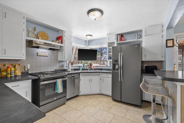 1093 REED STREET, Green Bay, WI 54303