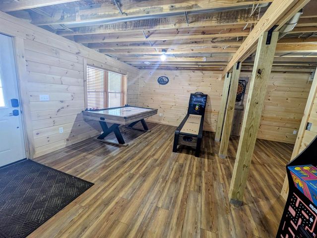 2423 9th Drive, Adams, WI 53910