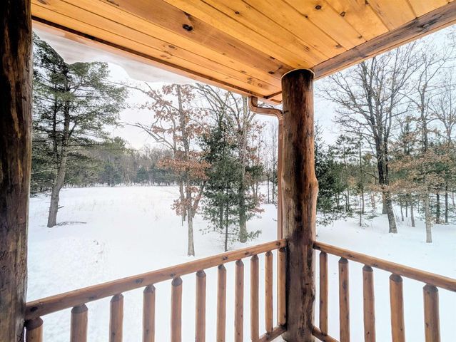 2423 9th Drive, Adams, WI 53910