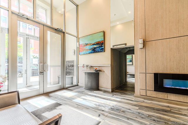 37 W End Avenue 2B, Brooklyn, NY 11235