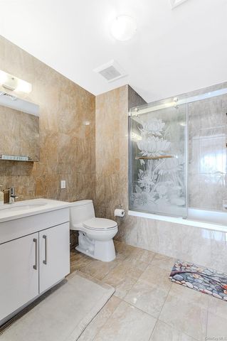 37 W End Avenue 2B, Brooklyn, NY 11235