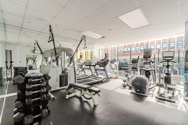 37 W End Avenue 2B, Brooklyn, NY 11235