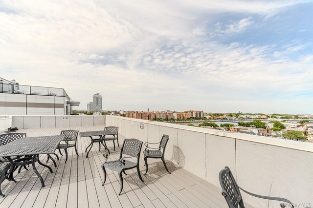 37 W End Avenue 2B, Brooklyn, NY 11235