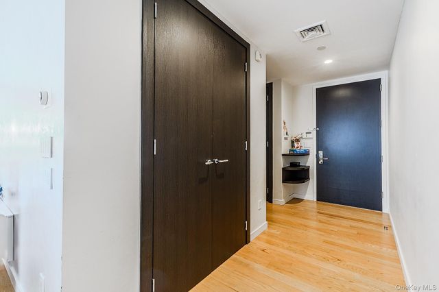 37 W End Avenue 2B, Brooklyn, NY 11235