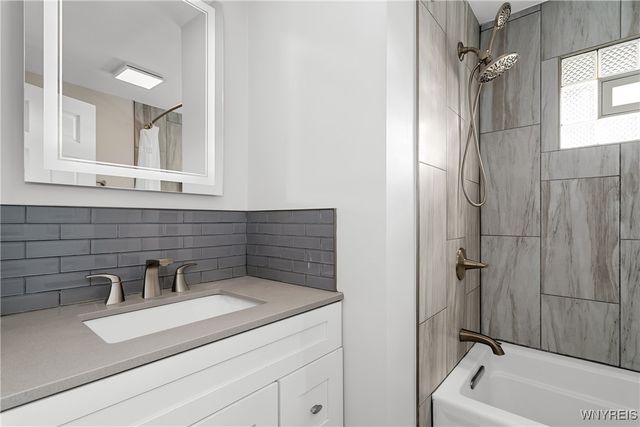 18 Joann Drive, West Seneca, NY 14224