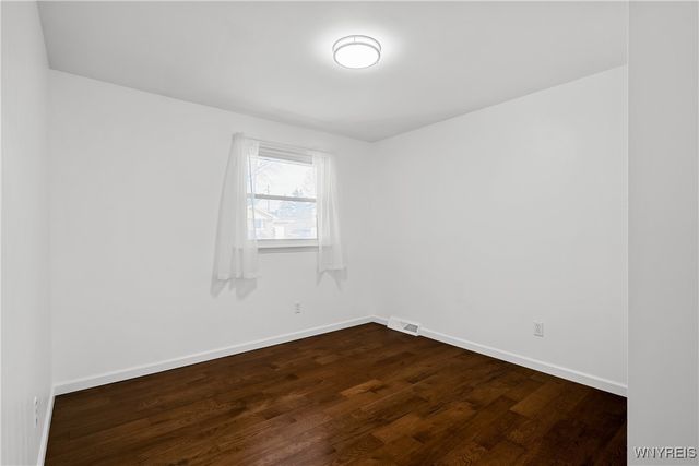 18 Joann Drive, West Seneca, NY 14224