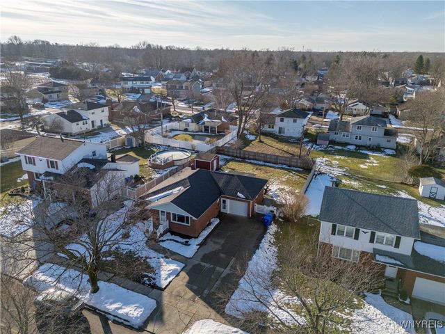 18 Joann Drive, West Seneca, NY 14224