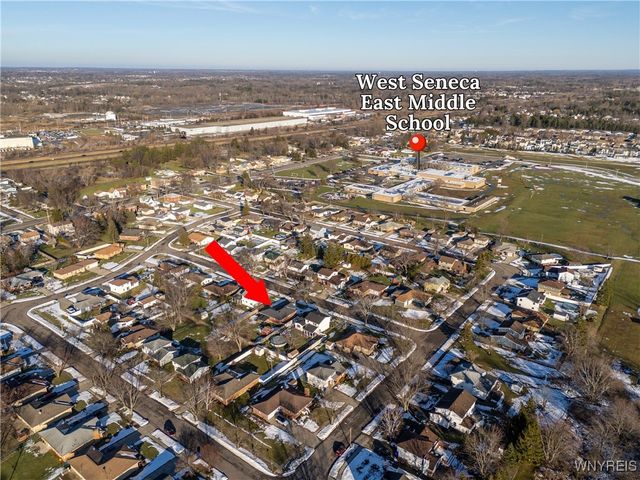 18 Joann Drive, West Seneca, NY 14224