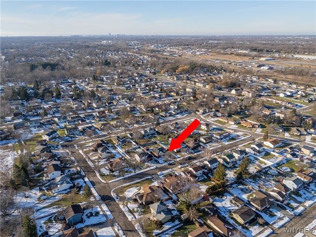 18 Joann Drive, West Seneca, NY 14224