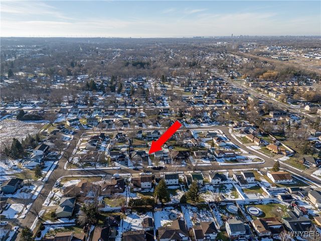 18 Joann Drive, West Seneca, NY 14224