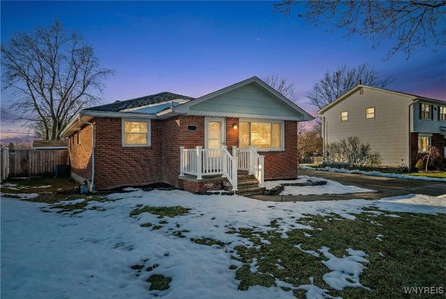 18 Joann Drive, West Seneca, NY 14224