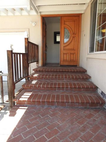 3660 King Street, La Mesa, CA 91941