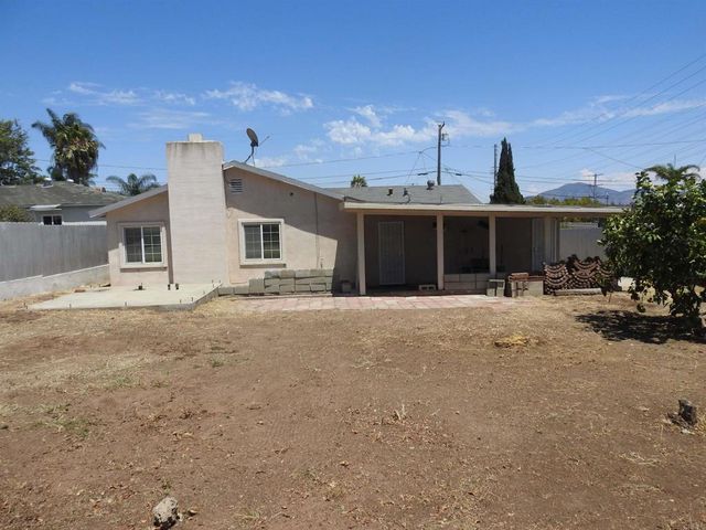 3660 King Street, La Mesa, CA 91941