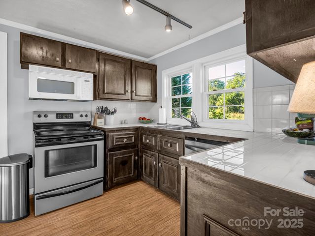 62 Bald Rock Road, Hendersonville, NC 28792