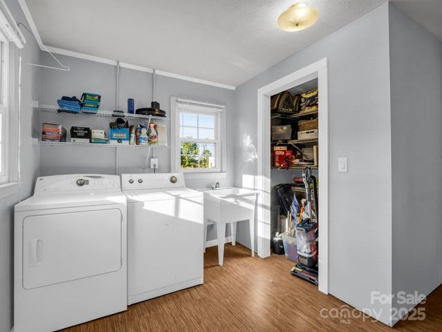 62 Bald Rock Road, Hendersonville, NC 28792