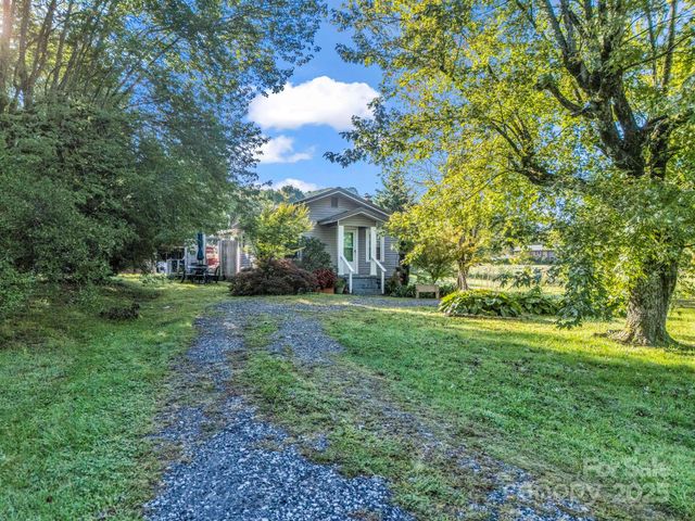 62 Bald Rock Road, Hendersonville, NC 28792