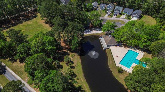 7795 Park Gate Drive, North Charleston, SC 29418