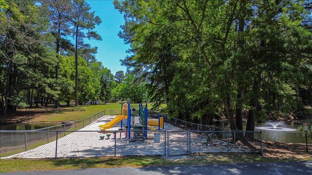 7795 Park Gate Drive, North Charleston, SC 29418