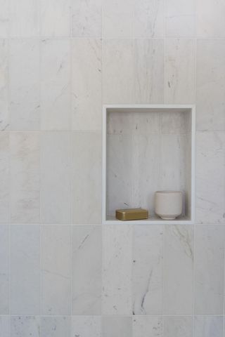 4261 Winchester Court, Minnetonka, MN 55345