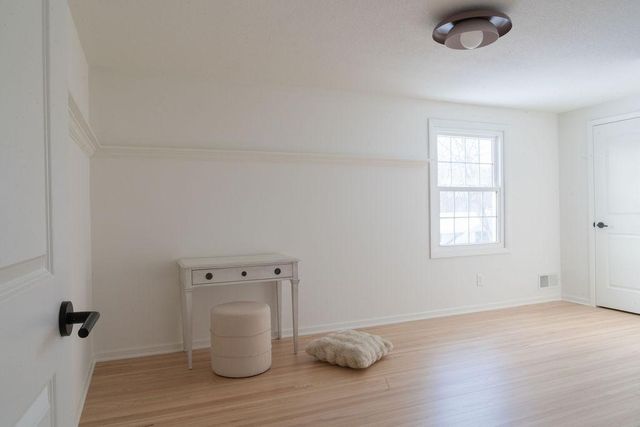 4261 Winchester Court, Minnetonka, MN 55345