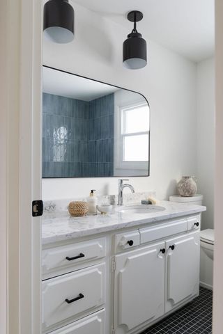 4261 Winchester Court, Minnetonka, MN 55345