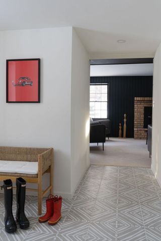 4261 Winchester Court, Minnetonka, MN 55345