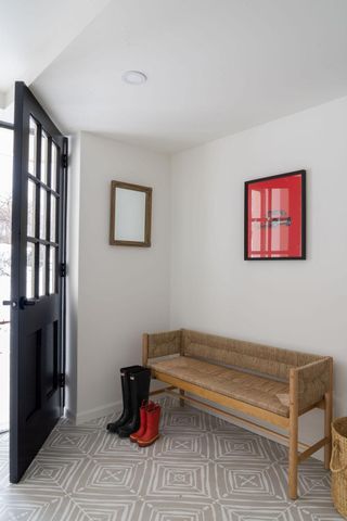 4261 Winchester Court, Minnetonka, MN 55345