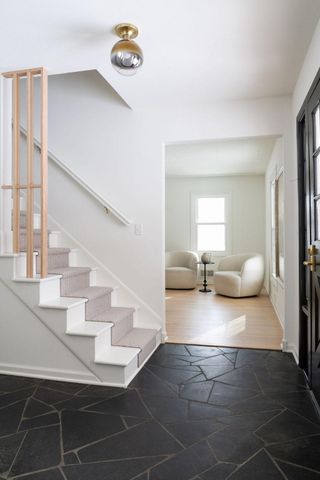 4261 Winchester Court, Minnetonka, MN 55345