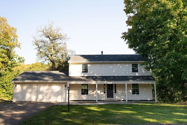 4261 Winchester Court, Minnetonka, MN 55345