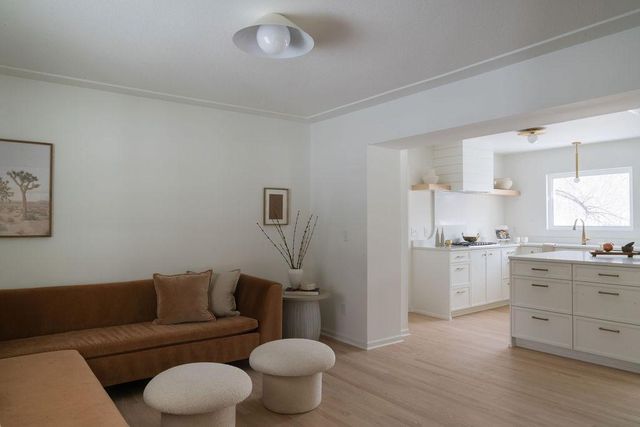 4261 Winchester Court, Minnetonka, MN 55345