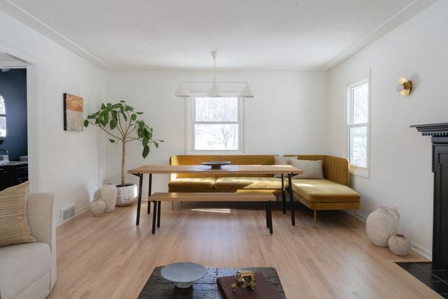 4261 Winchester Court, Minnetonka, MN 55345