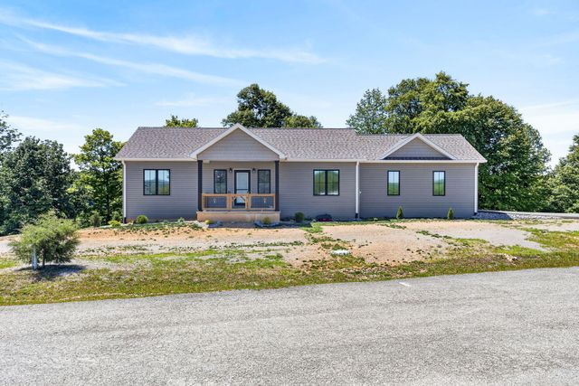 944 Lakepoint Drive, Albany, KY 42602