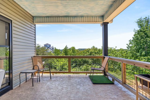 944 Lakepoint Drive, Albany, KY 42602