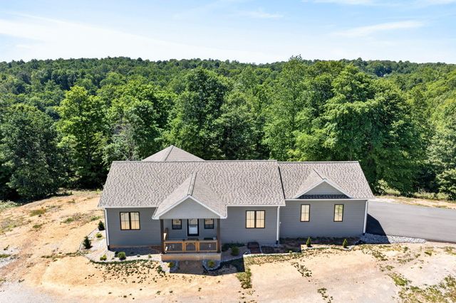 944 Lakepoint Drive, Albany, KY 42602