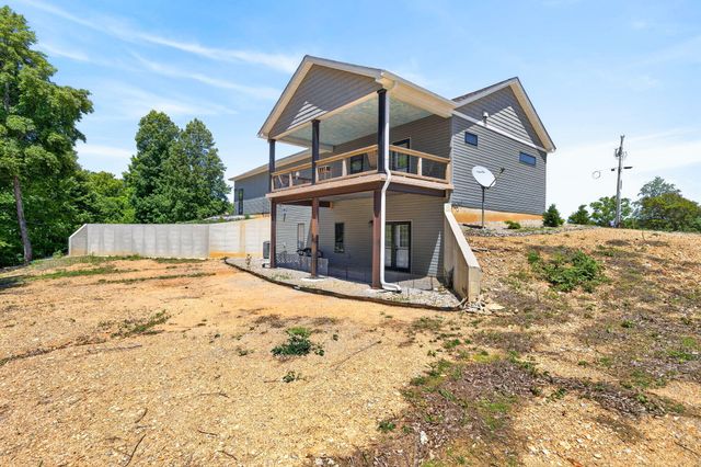 944 Lakepoint Drive, Albany, KY 42602