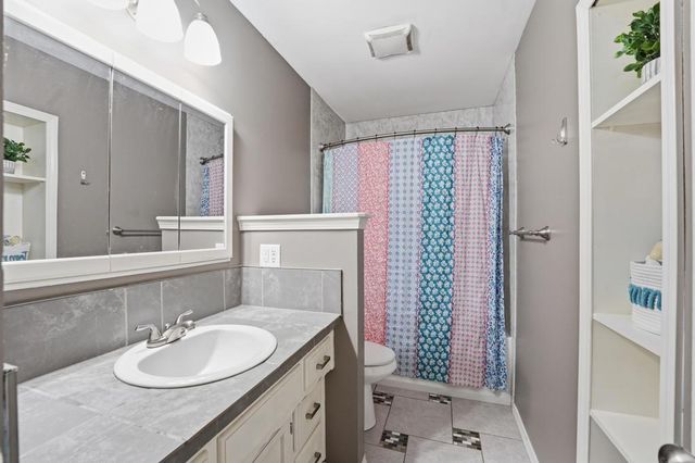 10831 Cleveland Avenue, Kansas City, KS 66109