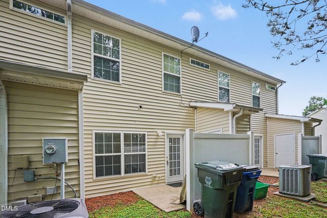 1720 Talon Ridge Way, Raleigh, NC 27610