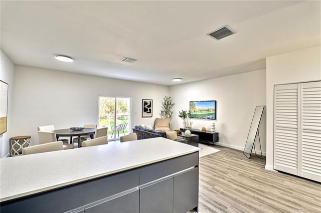 1611 NW 29TH ROAD 3, Gainesville, FL 32605