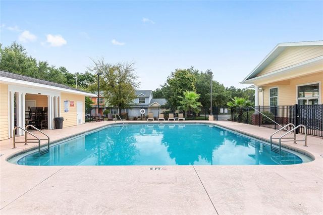 1611 NW 29TH ROAD 3, Gainesville, FL 32605
