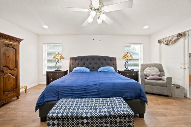 27202 RACQUET CIRCLE, Leesburg, FL 34748