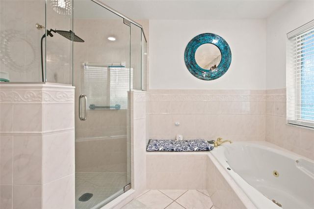 27202 RACQUET CIRCLE, Leesburg, FL 34748