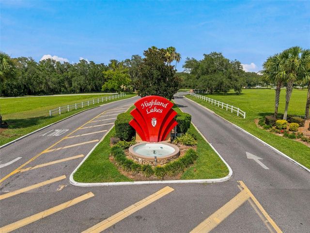 27202 RACQUET CIRCLE, Leesburg, FL 34748