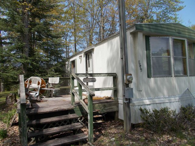 2995 Maple Road, Hale, MI 48739