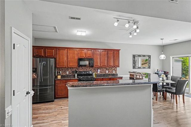 3125 Arrowcrest Place, Winston-salem, NC 27107