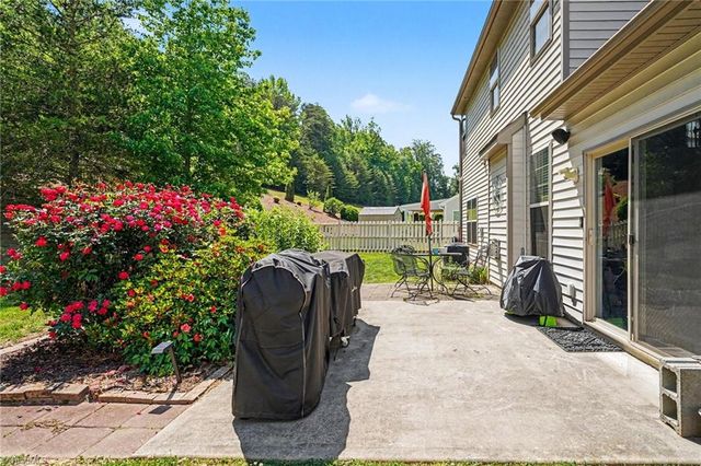 3125 Arrowcrest Place, Winston-salem, NC 27107