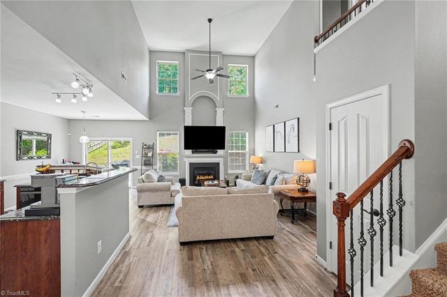 3125 Arrowcrest Place, Winston-salem, NC 27107