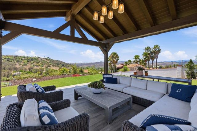 31463 Lake Vista Circle, Bonsall, CA 92003