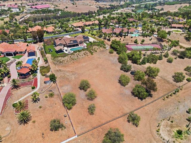 31463 Lake Vista Circle, Bonsall, CA 92003