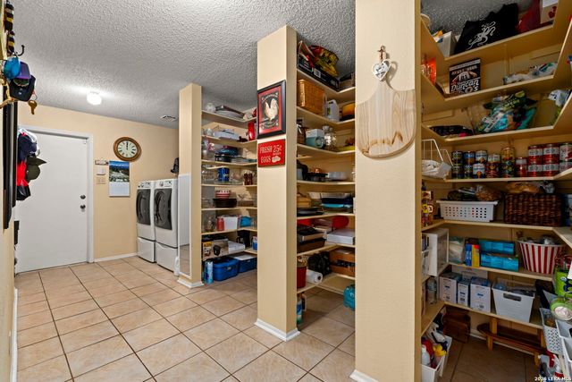 7639 Stone Crop Ln., San Antonio, TX 78249