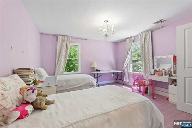 245 Carlton Terrace, Teaneck, NJ 07666